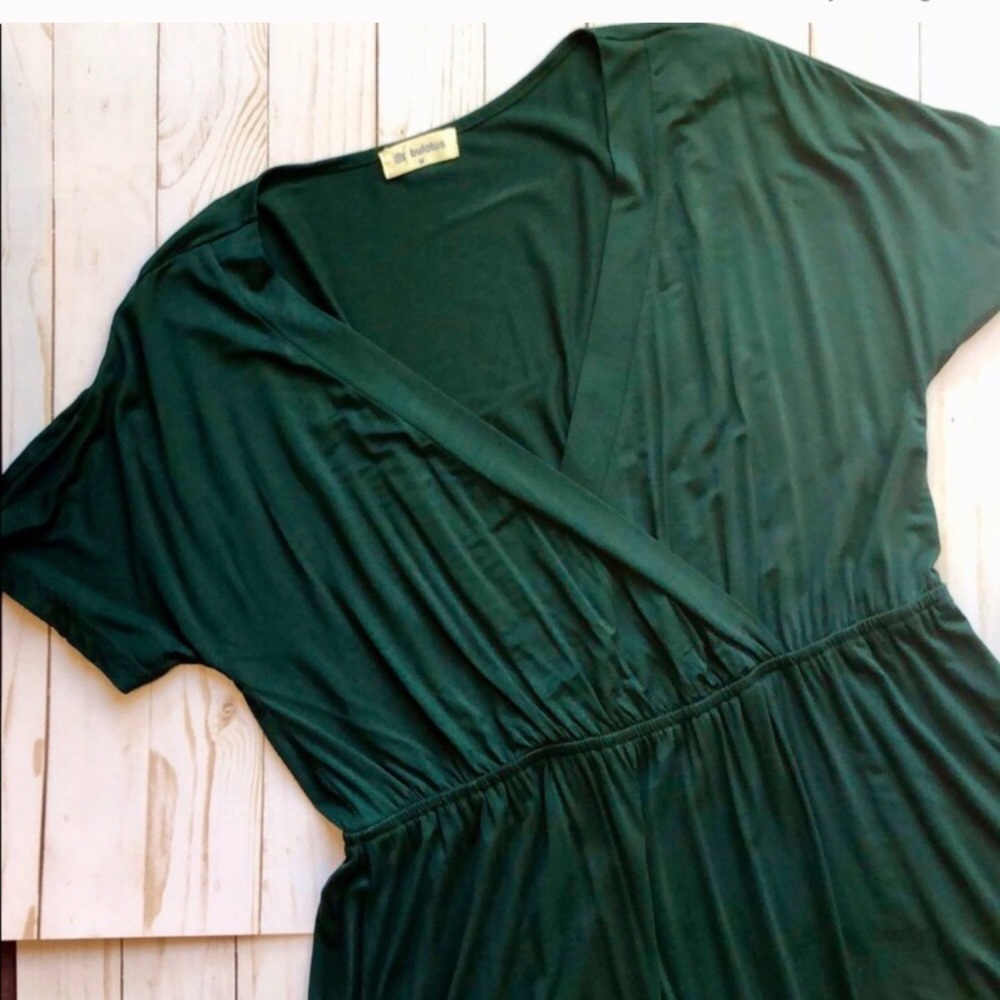 NWOT hunter green super soft dress. M